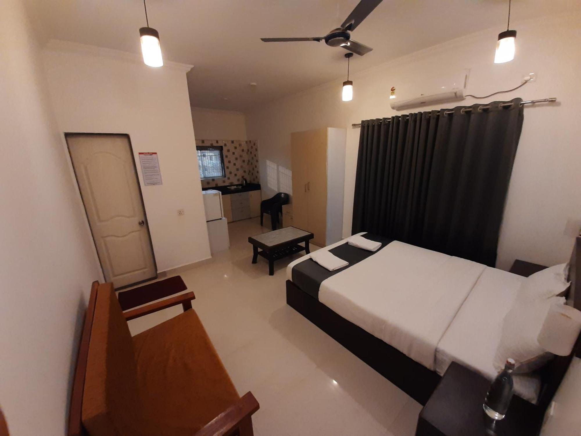 Hotel Rsa Residency Pernem Eksteriør bilde
