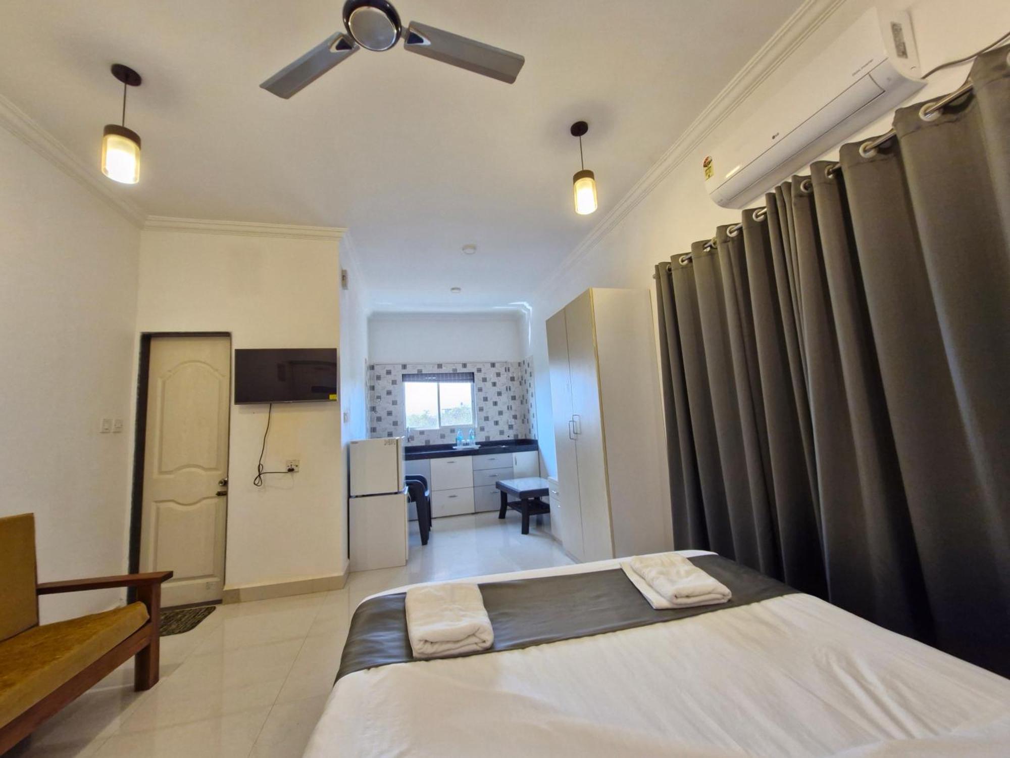 Hotel Rsa Residency Pernem Eksteriør bilde