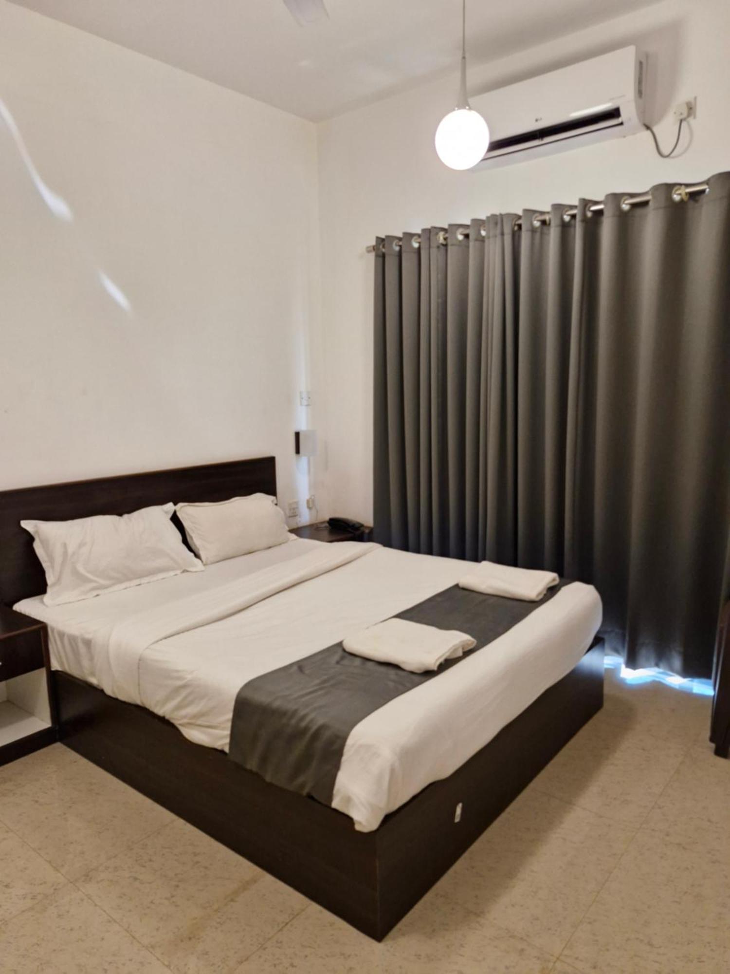 Hotel Rsa Residency Pernem Eksteriør bilde